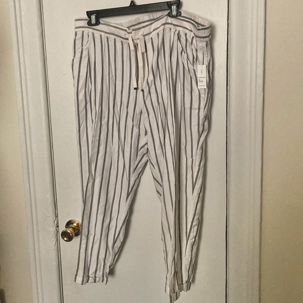 Gap striped linen causal pants